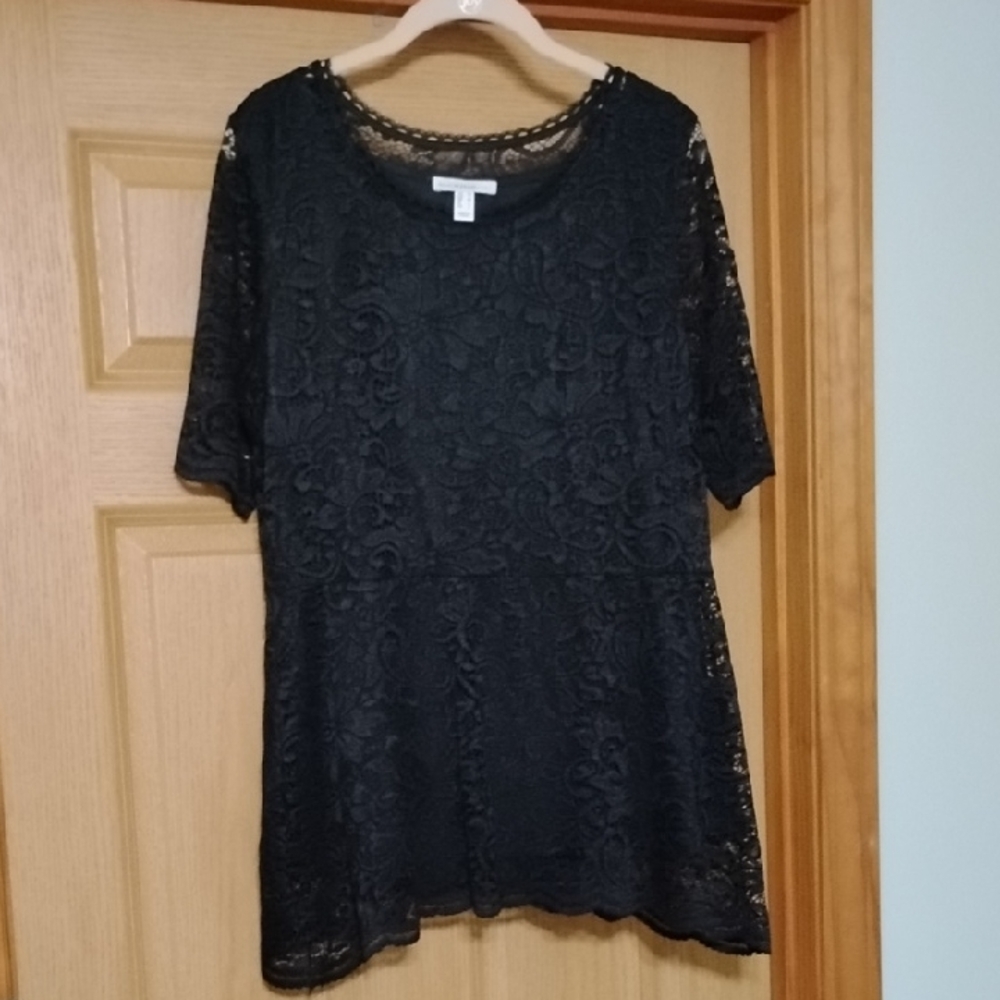 NWOT Isaac Mizrahi Black Lace Blouse Medium - Picture 1 of 9